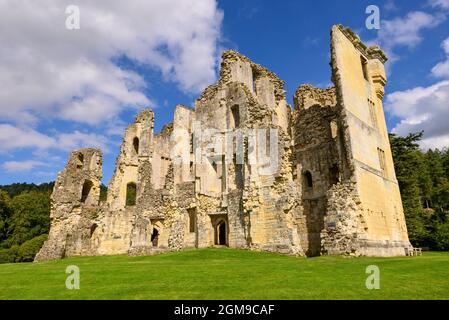Old Wardour Castle, Tisbury, Wilshire, Royaume-Uni. Vue arrière de la ruine. Banque D'Images