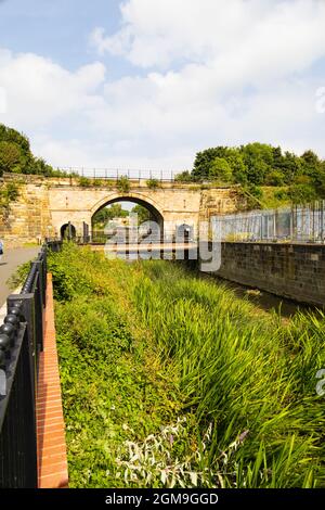 Le pont ferroviaire de Skerne. Le plus ancien pont ferroviaire. Darlington, comté de Durham, Angleterre. Conçu Ignatius Bonomi. 1824 Banque D'Images