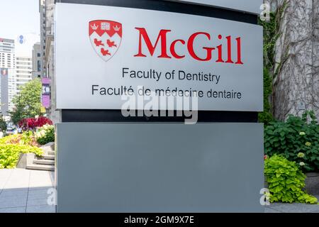 Enseigne de la Faculté de médecine dentaire de l'Université McGill à Montréal, QC, Canada. Banque D'Images