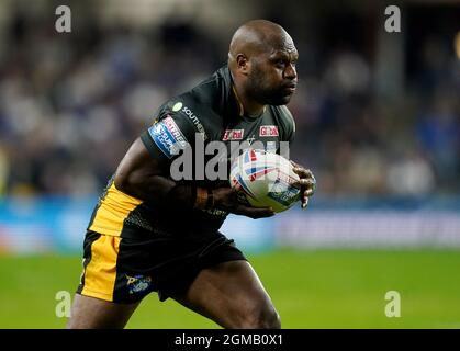 Robert Lui de Leeds Rhinos en action lors du match de la Super League de Betfred au stade Emerald Headingley, à Leeds. Date de la photo : vendredi 17 septembre 2021. Voir PA Story RUGBYL Leeds. Le crédit photo devrait se lire comme suit : Mike Egerton/PA Wire. RESTRICTIONS : l'utilisation est soumise à des restrictions. Utilisation éditoriale uniquement, aucune utilisation commerciale sans le consentement préalable du détenteur des droits. Banque D'Images