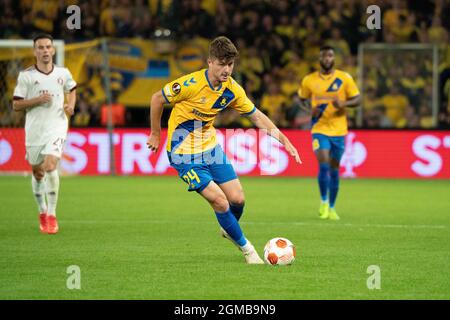 Broendby, Danemark. 16 septembre 2021. Marko Divkovic (24) de Broendby SI vu pendant le match de l'UEFA Europa League entre Broendby IF et Sparta Prague à Broendby Stadion à Broendby. (Crédit photo: Gonzales photo - Gaston Szerman). Banque D'Images