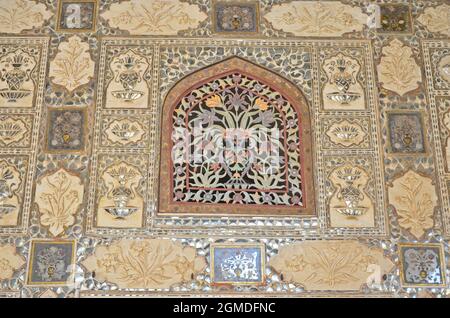 Mur de verre au fort Amer (fort Amber) Jaipur,rajasthan,inde Banque D'Images