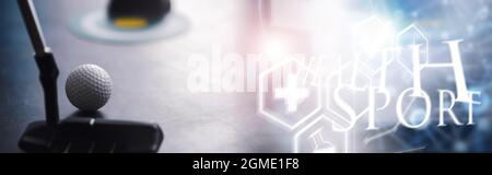 Le sport et un mode de vie sain. Mini-golf. Balle de golf blanche et mini-golf sur la table. Fond sportif avec concept de golf. Banque D'Images