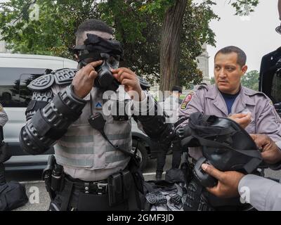 18 septembre 2021, Washington, District de Columbia, Etats-Unis: La police de la région du Grand DC se prépare pour le rallye J-6 Justice (Credit image: © Sue Dorfman/ZUMA Press Wire) Banque D'Images