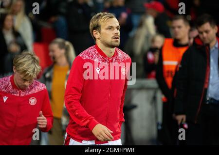 Aalborg, Danemark. 17 septembre 2021. Iver Fossum (8) d'AAB entre dans le terrain pour le match 3F Superliga entre Aalborg Boldklub et Odense Boldklub au parc Aalborg Portland à Aalborg. (Crédit photo : Gonzales photo/Alamy Live News Banque D'Images