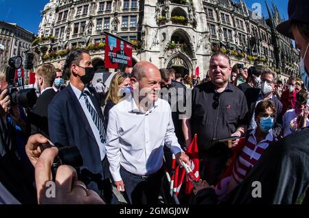 Munich, Bavière, Allemagne. 18 septembre 2021. OLAF SCHOLZ, le candidat du SPD à la place d'Angela Merkel en tant que chancelière allemande. (Image de crédit: © Sachelle Babbar/ZUMA Press Wire) Banque D'Images