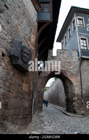 Plovdiv Bulgarie, Hisar Kapia est une porte médiévale dans la vieille ville.La porte a été construite au XIe siècle après J.-C. sur les fondations d'une porte de roman Banque D'Images