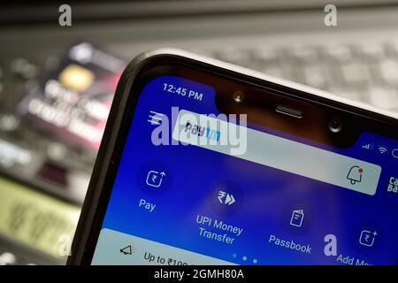 New Delhi, Inde - 22 décembre 2019 : application Paytm sur smartphone Banque D'Images