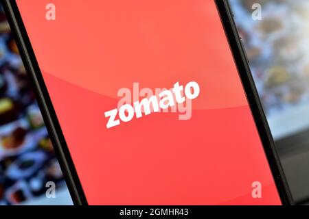 New Delhi, Inde, 16 janvier 2020 :- logo Zomato sur smartphone Banque D'Images