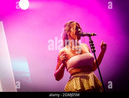 Kelli-Leigh, dans le Parc concerts, Garon Park, Southend, Essex © Clarissa Debenham / Alay Banque D'Images