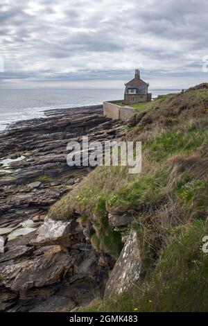 La maison de baignade Northumberland près de Howick, Craster, Cullernose point et le château de Dunstanburgh Banque D'Images