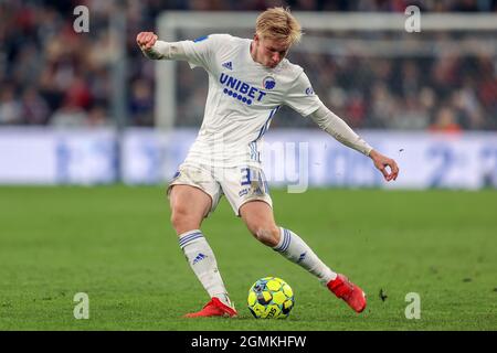 Copenhague, Danemark. 19 septembre 2021. Victor Kristiansen (34) du FC Copenhague vu lors du 3F Superliga match entre le FC Copenhague et le FC Midtjylland à Parken à Copenhague. (Crédit photo : Gonzales photo/Alamy Live News Banque D'Images