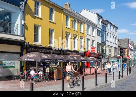 Main Street, Killarney (Cill Airne), Comté de Kerry, République d'Irlande Banque D'Images