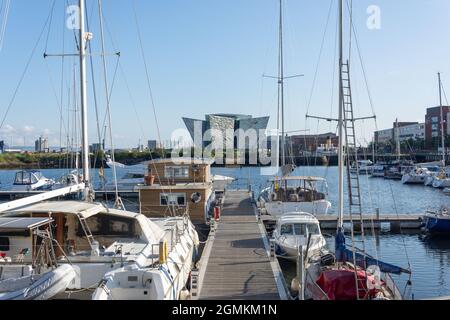 Titanic Belfast Museum de Belfast Harbour Marina, Corporation Square, ville de Belfast, Irlande du Nord, Royaume-Uni Banque D'Images