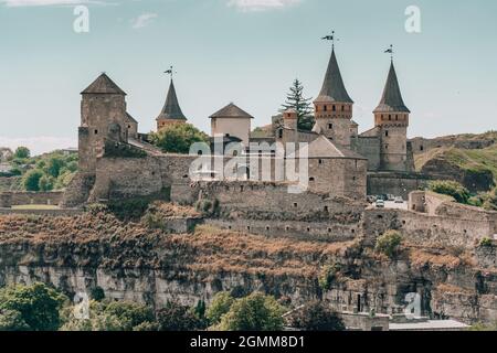 Château dans la partie historique de Kamianets Podilskyi, Ukraine Banque D'Images