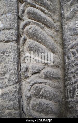 mur de gravure de pierre de 1500 ans BOUDDHISTE JOGESHWARI GROTTES, maharashtra, mumbai, inde Banque D'Images