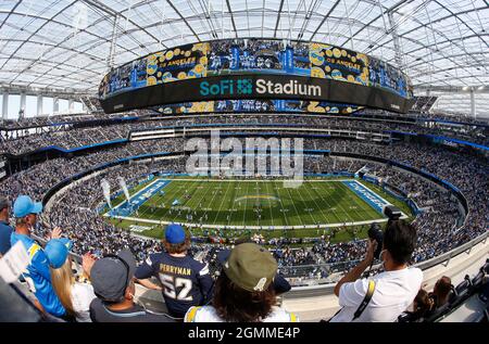Inglewood, Californie, États-Unis. 19 septembre 2021. Vue générale du stade SOFI lors des présentations des joueurs lors du match de football NFL entre les Chargers de Los Angeles et les Cowboys de Dallas au stade SOFI d'Inglewood, en Californie. Crédit photo obligatoire : Charles Baus/CSM/Alay Live News Banque D'Images
