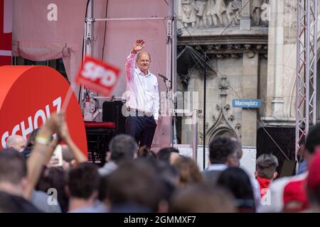 MUNICH, ALLEMAGNE - SEPTEMBRE 18 : OLAF Scholz des sociaux-démocrates (SPD) le 18 septembre 2021 à Munich, Allemagne. Banque D'Images