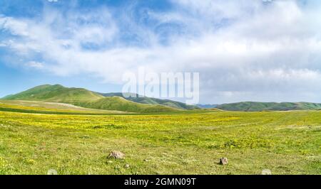 Col de montagne dans les provinces de Shirak et Lori en Arménie Banque D'Images