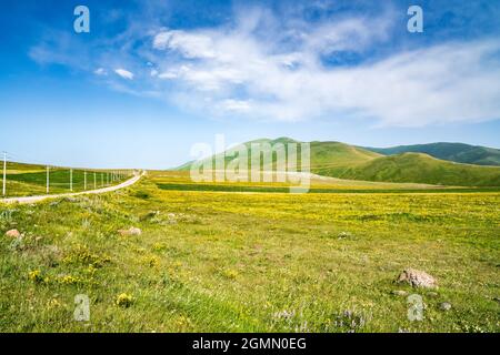 Col de montagne dans les provinces de Shirak et Lori en Arménie Banque D'Images