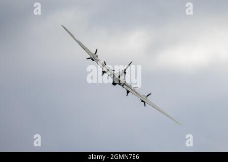 Boeing B-17G Flying Fortress « Sally B », spectacle aérien et campagnard d'Abingdon le 11 septembre 2021 Banque D'Images