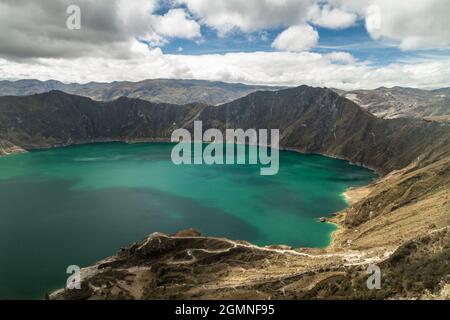 Lac Crater Laguna Quilotoa, Équateur Banque D'Images