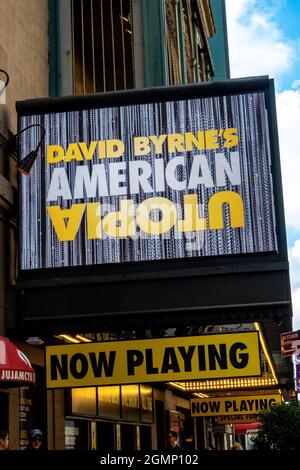 « American Utopia » DE DAVID BYRNE à St. James Theatre, NYC, États-Unis Banque D'Images