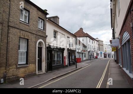 Vue sur High Street à Andover, Hampshire au Royaume-Uni Banque D'Images