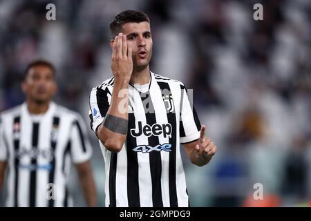 Turin, Italie. 19 septembre 2021. Alvaro Morata de Juventus FC gestes pendant la série Un match entre Juventus FC et AC Milan. Banque D'Images