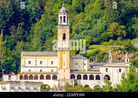 Chiesa Collégiata Parrocchiale di Santa Maria Maggiore, village de Sondalo, Valtellina, Lombardie, Italie. Banque D'Images