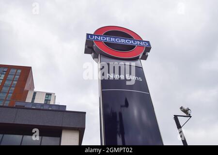 Neuf Elms, une nouvelle station de métro de Londres sur la Northern Line, le jour de l'ouverture. Londres, Royaume-Uni. 20 septembre 2021. Banque D'Images