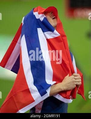 ZURICH - SUISSE 8 septembre 21 : Karsten Warholm (NOR) célébrant sa victoire dans les 400 m haies à la finale de la ligue de diamants de Wanda au Stadi de Letzigrund Banque D'Images