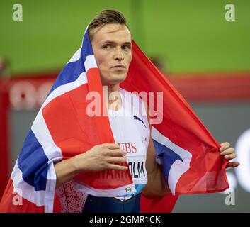 ZURICH - SUISSE 8 septembre 21 : Karsten Warholm (NOR) célébrant sa victoire dans les 400 m haies à la finale de la ligue de diamants de Wanda au Stadi de Letzigrund Banque D'Images