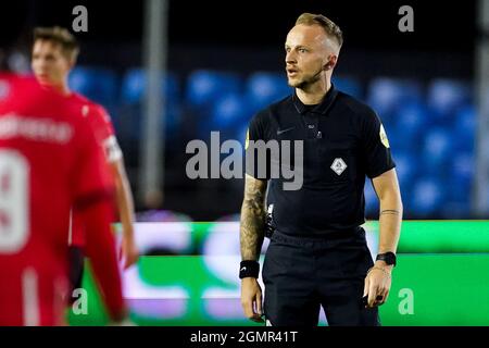 EINDHOVEN, PAYS-BAS - SEPTEMBRE 20 : arbitre Nick Smit lors du match néerlandais de Keukenkampioosdivision entre Jong PSV et ADO Den Haag au PSV Campus de Herdgang le 20 septembre 2021 à Eindhoven, pays-Bas (photo de Joris Verwijst/Orange Pictures) Banque D'Images