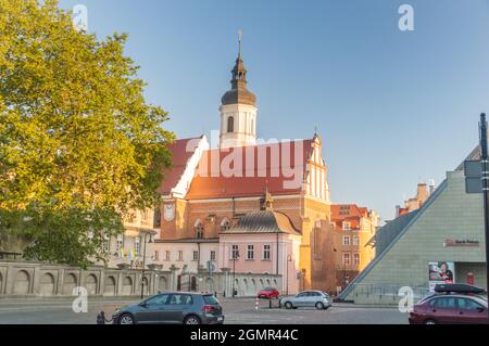 Opole, Pologne - 4 juin 2021 : Église de la Sainte Trinité dans la vieille ville d'Opole. Banque D'Images