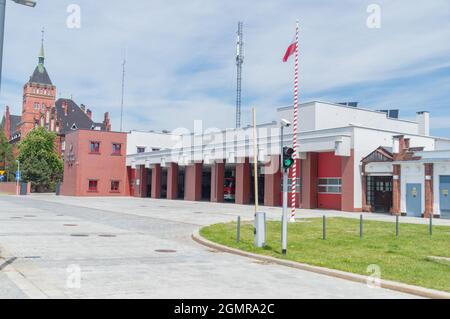 Gliwice, Pologne - 4 juin 2021 : unité de secours et de lutte contre l'incendie n° 1. Caserne de pompiers à Gliwice. Banque D'Images