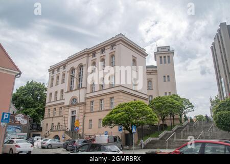 Zielona Gora, Pologne - 1er juin 2021 : Cour de district. Banque D'Images