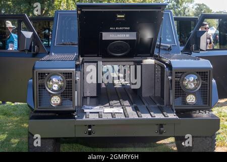 Grosse Pointe Shores, Michigan - le prototype de vus électrique Bollinger B1 aux yeux sur le Design Auto show. Banque D'Images