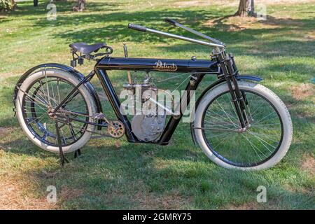 Grosse Pointe Shores, Michigan - la monomoto Detroit 1911 aux yeux sur le Design auto show. Banque D'Images