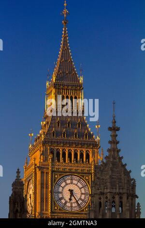 Londres, Angleterre - 2007; au cœur du gouvernement britannique, le Palais de Westminster sert de lieu de rencontre à la fois pour la Chambre des communes et pour la Chambre Banque D'Images