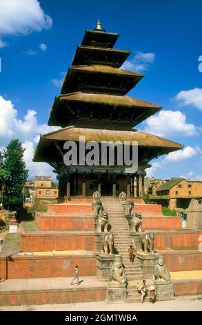 Patan, Népal - 12 octobre 1984 ; la ville historique de Patan est la troisième plus grande ville du Népal après Katmandou et Pokhara. Il est situé dans le centre sud Banque D'Images