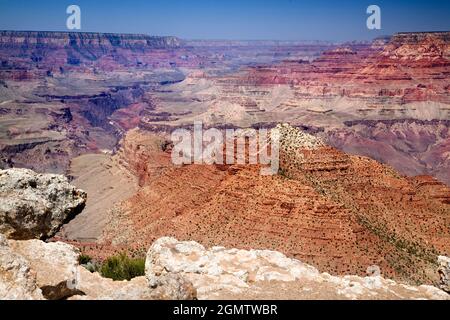 Arizona, États-Unis - juin 2008; Desert View est situé à plus de 20 miles à l'est de la principale zone développée du Grand Canyon Village, vers l'est en Banque D'Images