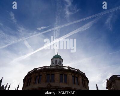 Le Sheldonian Theatre, rond et original, situé au cœur d'Oxford, en Angleterre, a été construit de 1664 à 1669 sur la base d'un design ancien de Christopher Banque D'Images