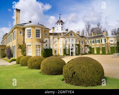 Polesden Lacey est une belle maison et propriété édouardienne, située sur les North Downs à Great Bookham, près de Dorking, Surrey, Angleterre. Il est détenu et géré b Banque D'Images