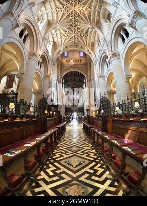 Oxford, Angleterre - 2012; fondée en 1525 par le cardinal Wolsey, Christ Church est l'une des plus riches, des plus grandes et des plus grandes du Oxford University College Banque D'Images