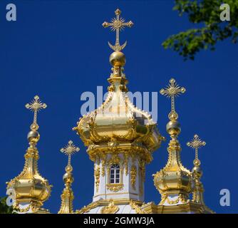 Saint-Pétersbourg, Russie - 11 juin 1022 ; le palais Peterhof est une vaste série de palais, jardins et fontaines situés à Petergof, Saint-Pétersbourg, Ru Banque D'Images