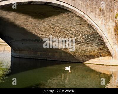 Abingdon, Angleterre - 20 mai 2020; pas de personnes en vue. Abingdon prétend être la plus ancienne ville d'Angleterre. C'est son célèbre pont de pierre médiéval, on Banque D'Images