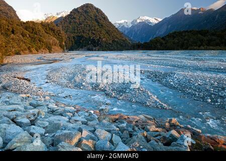 Le glacier François-Joseph est situé dans le parc national de Westland Tai Poutini, sur la côte ouest de l'île du Sud de la Nouvelle-Zélande. Remarquablement, il descend de Banque D'Images