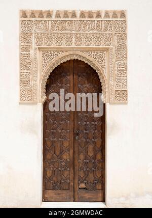 Le palais de l'Alhambra, lieu de légende, de romantisme et d'histoire, représente la dernière floraison tardive de la civilisation et de la culture islamiques à Al-Andalus avant t Banque D'Images