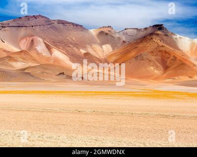 Désert de Siloli, Bolivie - 25 mai 2018 Desierto de Siloli est un désert de haute montagne sec situé dans l'Altiplano du sud-ouest de la Bolivie; la plupart de t Banque D'Images